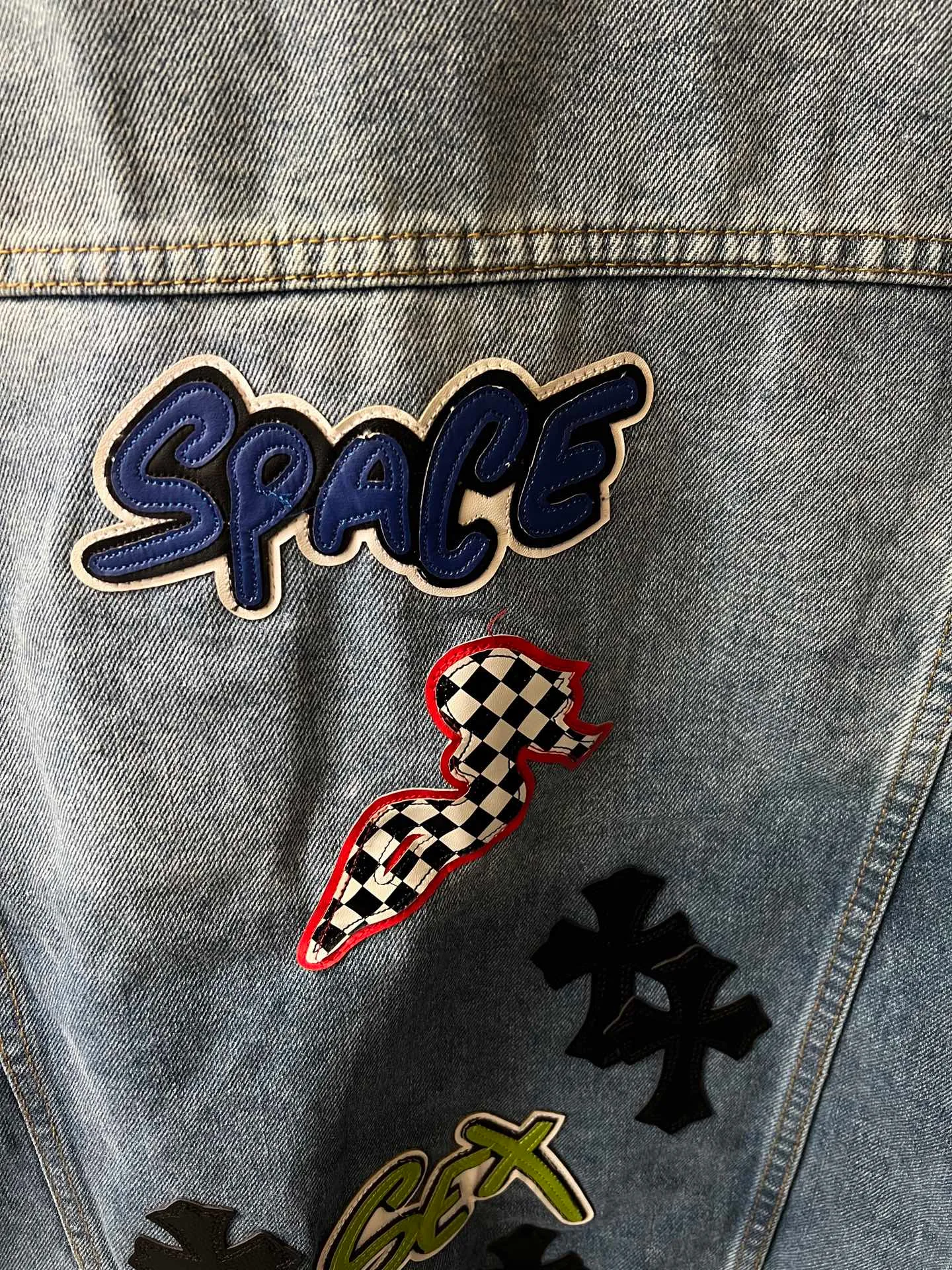P350 [next day] Chrome Heart/Chrome Heart 26FW multi-element anime little devil denim jacket (blue) Size: 46 48 50 52 (s-xl corresponding) Detailed sizes can be found in Figure 9